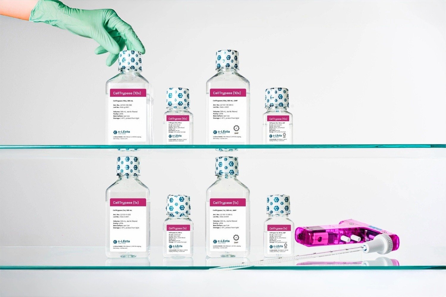Photo: CellTrypase Flaschen